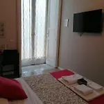 Frühstückspension Amedeo Square 4*