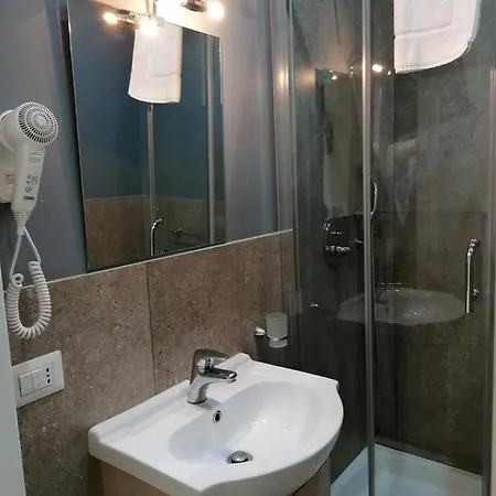 Amedeo Square Bed & Breakfast 3*
