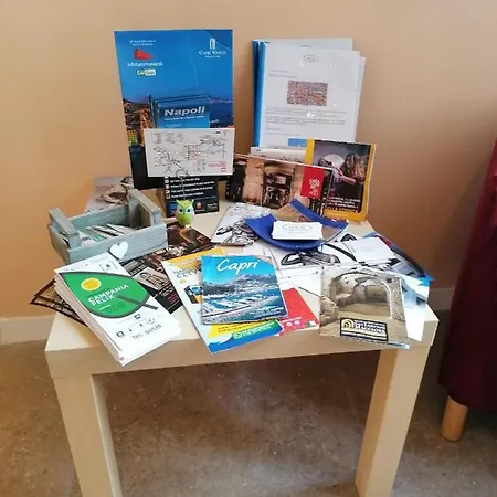 فندق مبيت وإفطار Amedeo Square نابولي