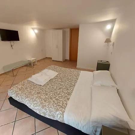 Bed & Breakfast Amedeo Square Neapol