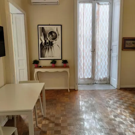 Bed & Breakfast Amedeo Square Napoli