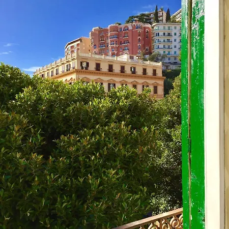 Amedeo Square 4* 나폴리