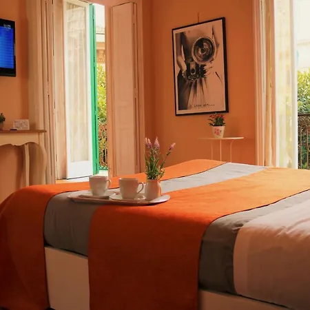 Bed and Breakfast Amedeo Square 3*