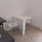 Amedeo Square לינה וארוחת בוקר נאפולי