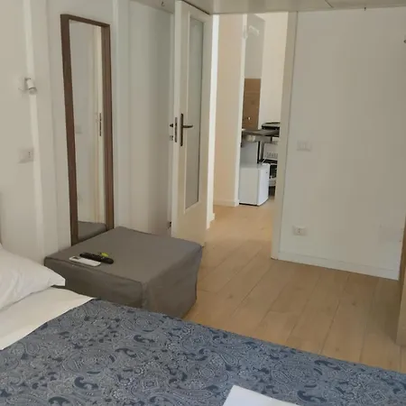Amedeo Square 4*
