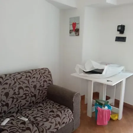 Amedeo Square Bed & Breakfast 3*